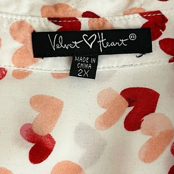 Velvet Heart | Elisa Heart Print Shirt Button Front V Neck Roll Tab Sleeves - Picture 6 of 8